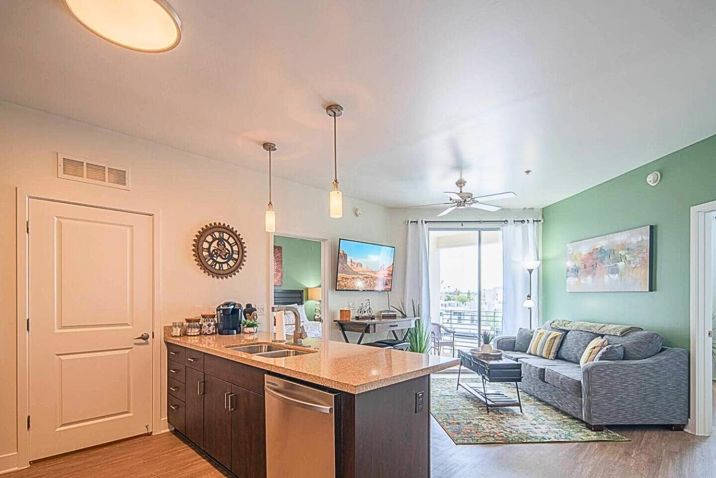 Villa Shopping & Dining 1 Mile - 24 Hour Pool With Parking - 4036 Phoenix Exterior foto
