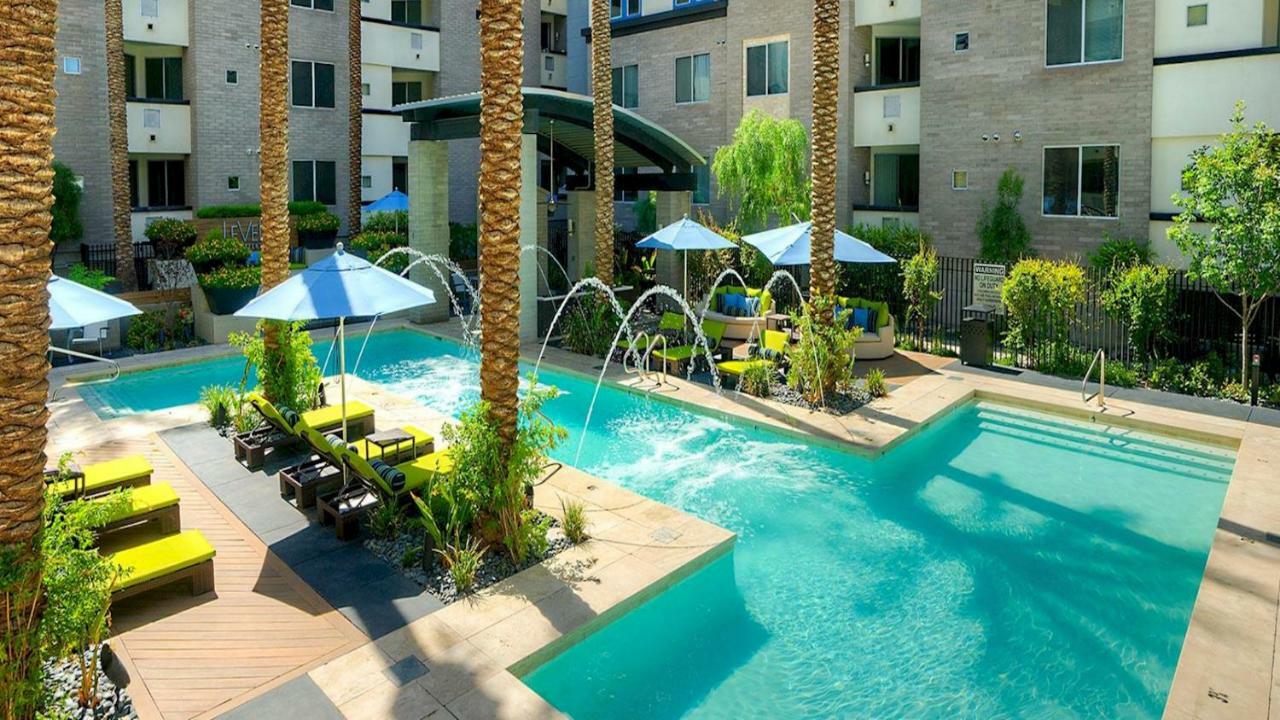 Villa Shopping & Dining 1 Mile - 24 Hour Pool With Parking - 4036 Phoenix Exterior foto